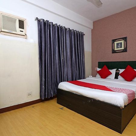 فندق كولكاتافي  Oyo 4219 Ratnakar Residency المظهر الخارجي الصورة