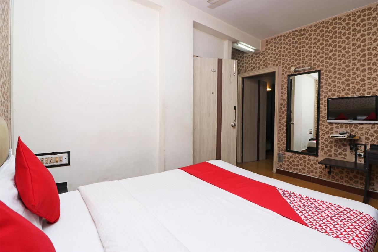 فندق كولكاتافي  Oyo 4219 Ratnakar Residency المظهر الخارجي الصورة